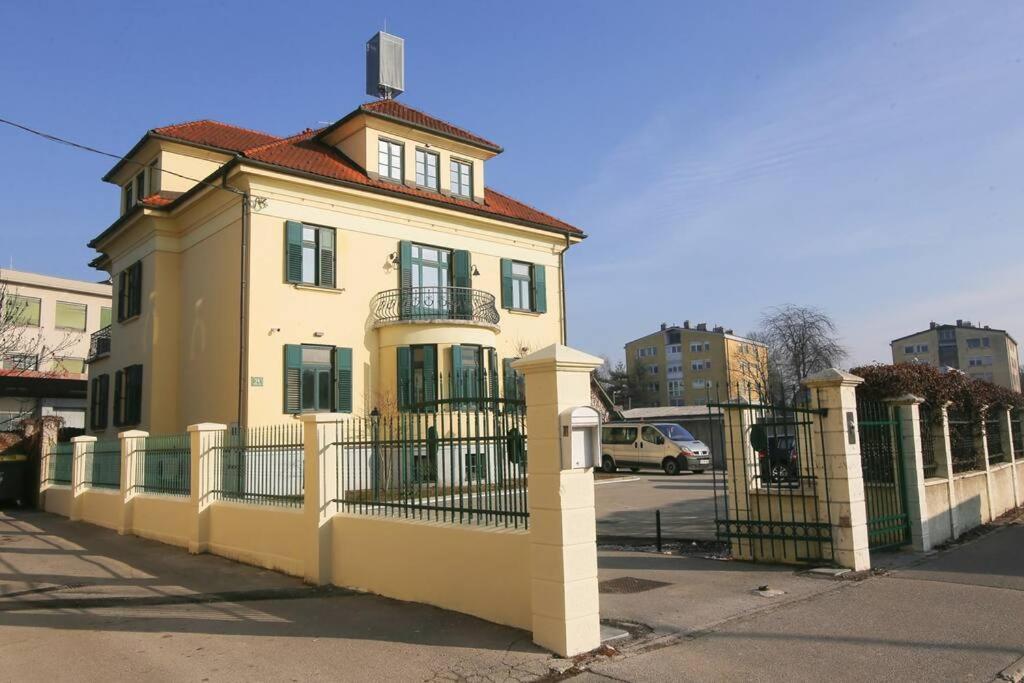 Budget Dbl Studio Free Breakfast Liubliana Exterior foto